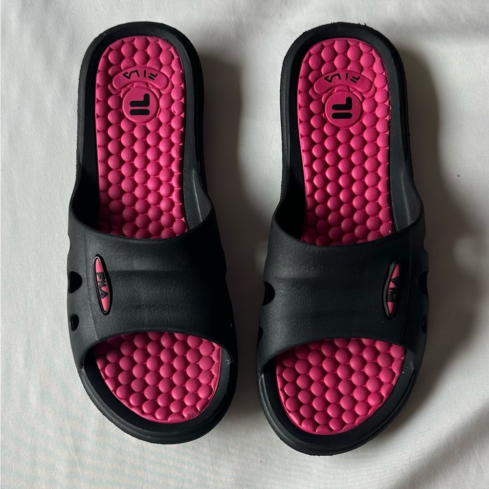 Fila Women's Black and Pink Athletic Slides Water Shoes